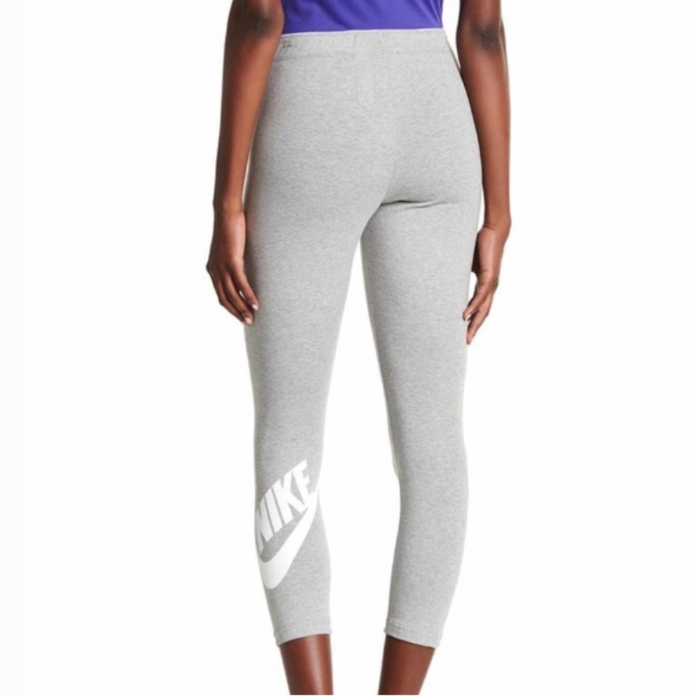 Nike leggings